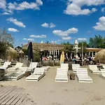 Bed & Breakfast Casa Aan De Plas, Met Sauna En Hottub Of Jacuzzi 3*