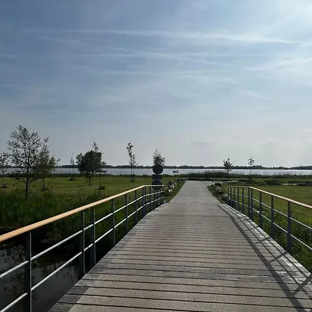 Casa Aan De Plas, Met Sauna En Hottub Of Jacuzzi 3* Nieuwkoop