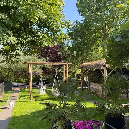 Casa Aan De Plas, Met Sauna En Hottub Of Jacuzzi Frühstückspension *