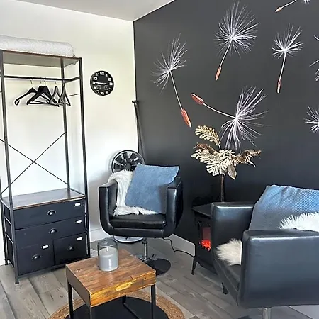 Casa Aan De Plas, Met Sauna En Hottub Of Jacuzzi Alojamento de Acomodação e Pequeno-almoço