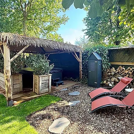 Casa Aan De Plas, Met Sauna En Hottub Of Jacuzzi 3* Nieuwkoop