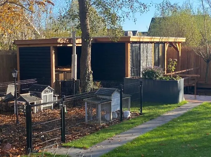 Bed & Breakfast Casa Aan De Plas, Met Sauna En Hottub Of Jacuzzi