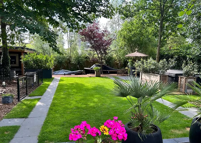 Casa Aan De Plas, Met Sauna En Hottub Of Jacuzzi فندق مبيت وإفطار