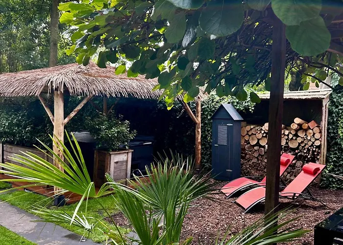 Casa Aan De Plas, Met Sauna En Hottub Of Jacuzzi فندق مبيت وإفطار Nieuwkoop